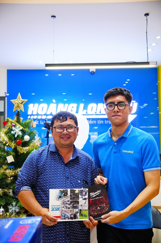 Hình ảnh hoạt động cửa hàng Hoàng Long Vũ